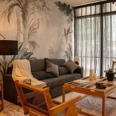Boho-chic 1br With Private Terrace Apartment *
