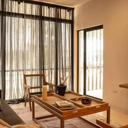 Boho-chic 1br With Private Terrace
