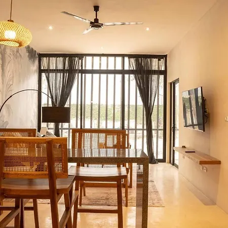 Boho-chic 1br With Private Terrace Apartment *