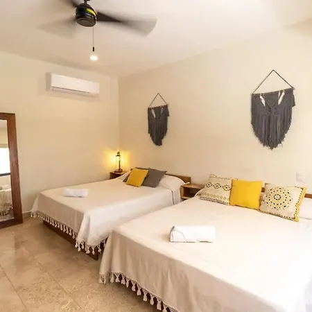 Maranay 2 Story 3br Penthouse In La Veleta Holiday home *