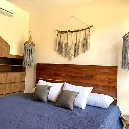 Holiday home Amazing House With Private Pool, 3 Bedrooms For 8 *
