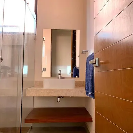 Amazing House With Private Pool, 3 Bedrooms For 8 *