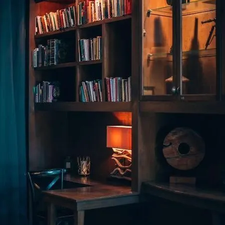 Luxury Ph In Apartment *