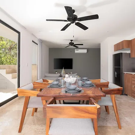 2 Bd With Private Plunge Pool And Terrace Holiday home *