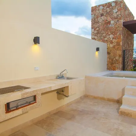 3br Penthouse With Private Rooftop And Jacuzzi And Club Access *