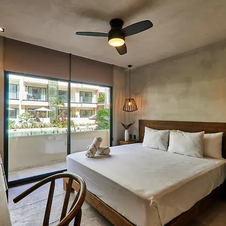 Bakal By Lockey Hotel 4*