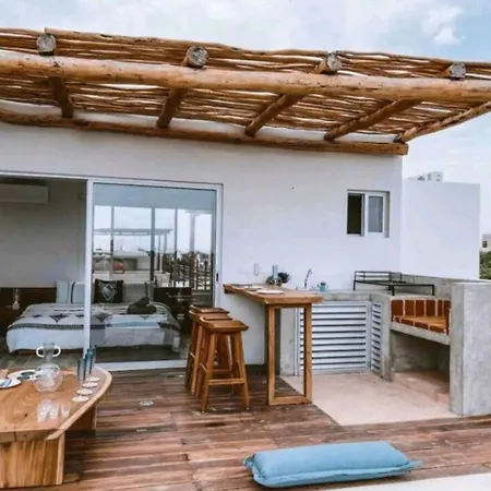 Rosa Azul Tulum