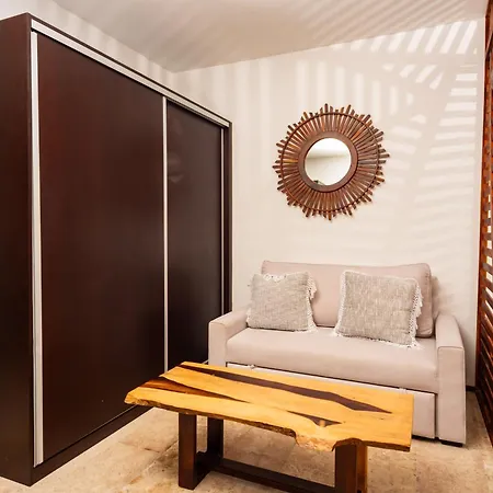 Apartment Menesse - Magnific Studio *