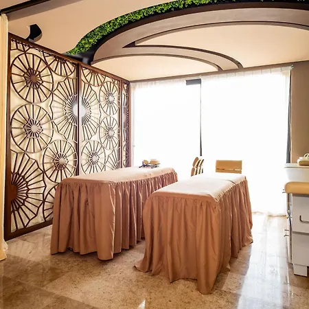 Apartment Menesse - Magnific Studio