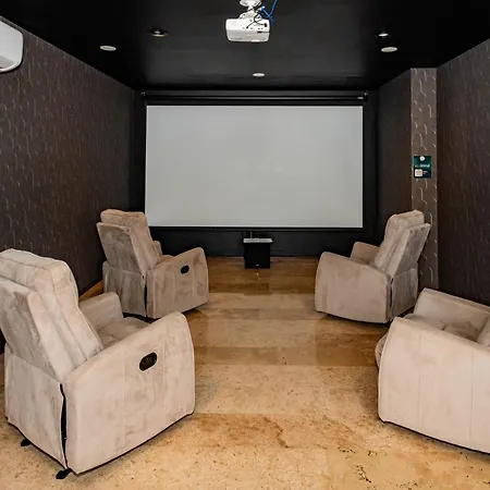 Apartment Menesse - Magnific Studio *