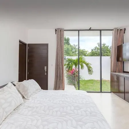 Hermosa Residencia Privada Con Piscina