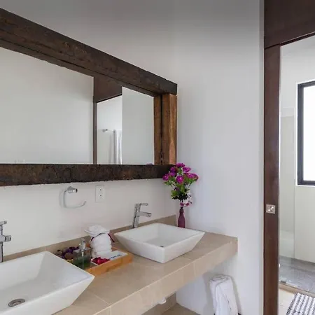 Hermosa Residencia Privada Con Piscina