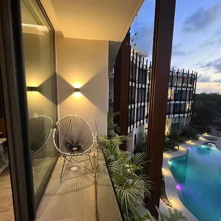 Ixmali, Jungle Avec Vue Proche De La Tulum