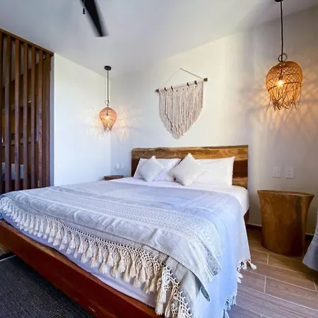 Large Studio Downtown With Pool. Enjoy The Local Vibe Tulum