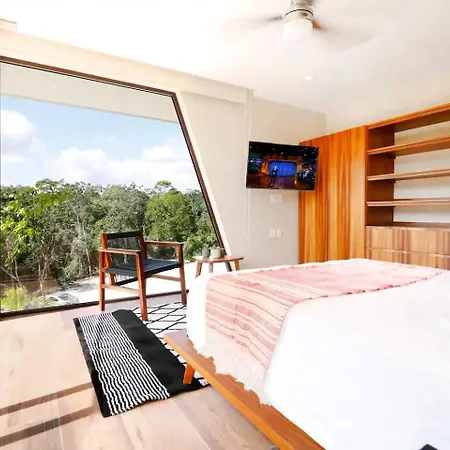 Private Rooftop Pool 3br Penthouse In The Jungle