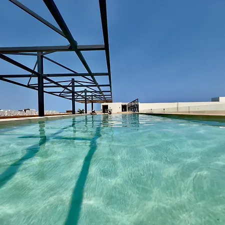 Unwind | Private Balcony & Rooftop Pools | Casago Holiday home *