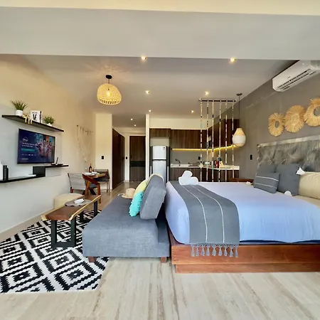 Unwind | Private Balcony & Rooftop Pools | Casago * Tulum