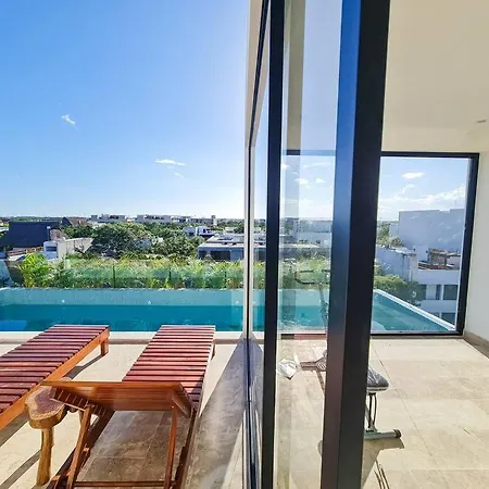 Sunrise Private Plunge Pool Brand New Studio