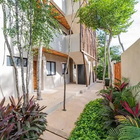 Brandnewstudio Exterior Tub Jungle Apartment