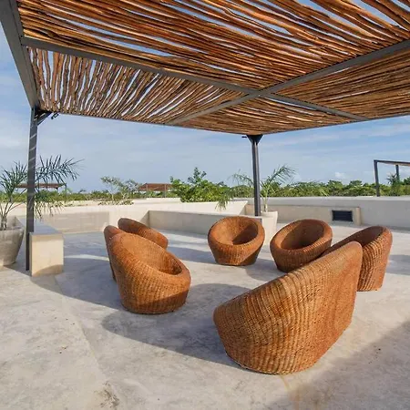 Brandnewstudio Exterior Tub Jungle * Tulum