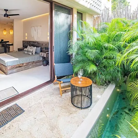 Nature Surrounded Studio With Private Plunge Pool Apartment
