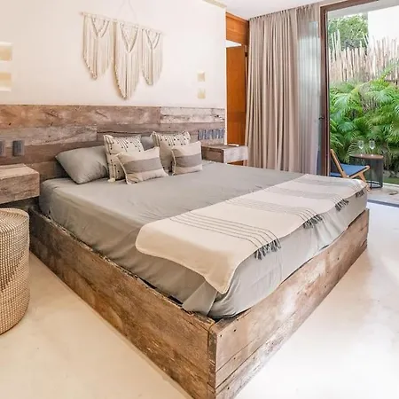 Apartment Nature Surrounded Studio With Private Plunge Pool