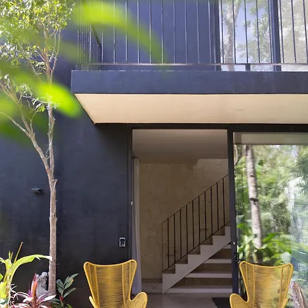 Lagu Masterpiece Jungle 5br Pool & Villa