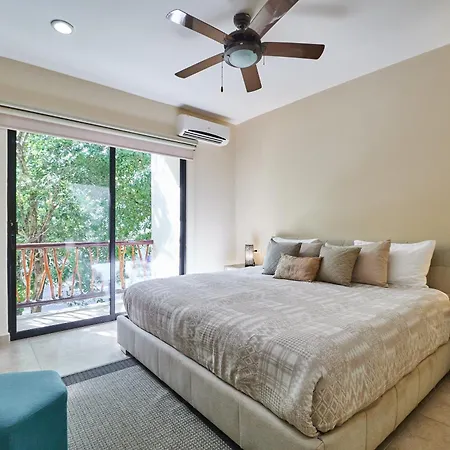 Dorian Gray - Pool & Club Access & 300mbps Wifi Apartment