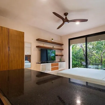 Kantuun Apartment *