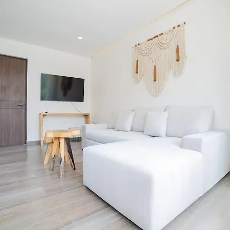 New Beautiful Cozy 1br With Private Pool *
