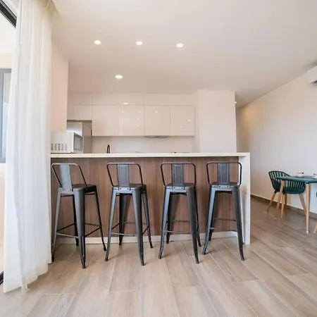 New Beautiful Cozy 1br With Private Pool Apartment *