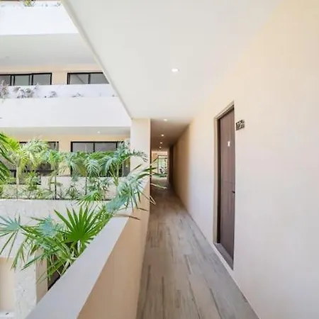 New Beautiful Cozy 1br With Private Pool