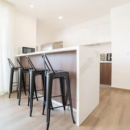 New Beautiful Cozy 1br With Private Pool Apartment