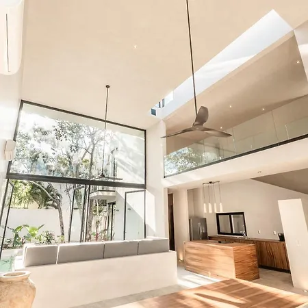 Leto Villa