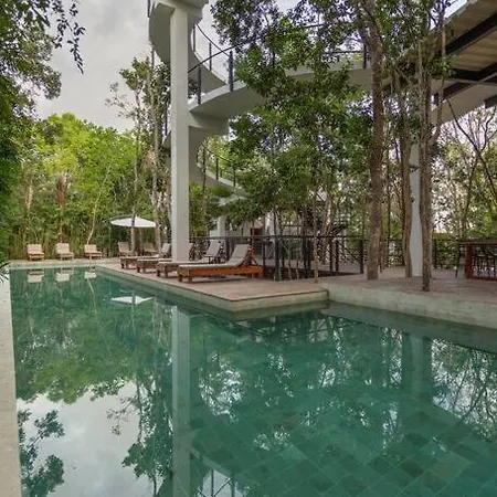 Chic Townhouse With Private Pool And Rooftop View Tulum