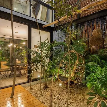Chic Townhouse With Private Pool And Rooftop View Сasa de vacaciones *