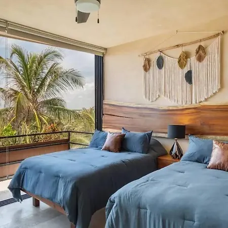 Apartment Luxury Beachfront Penthouse With Private Pool