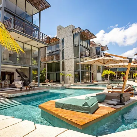 Gorgeous Swim Up - Sleeps 4 - Private Cenote * Tulum