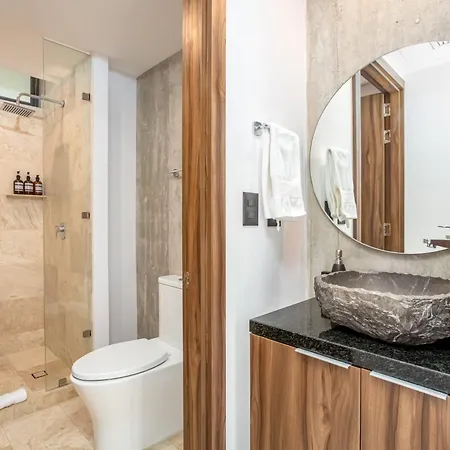 Apartment Gorgeous Swim Up - Sleeps 4 - Private Cenote Tulum