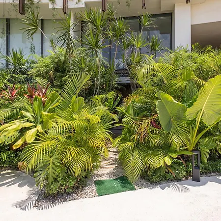 Apartment Mistiq Gardens *