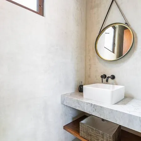 Tranquil With Private Pool And Garden Villa *