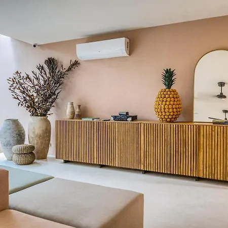 Fast Wi-fi 1br In With Pool, Restaurant, Gym Apartment