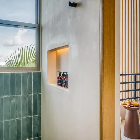 Fast Wi-fi 1br In With Pool, Restaurant, Gym Apartment *