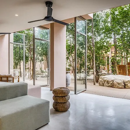 Fast Wi-fi 1br In With Pool, Restaurant, Gym Apartment