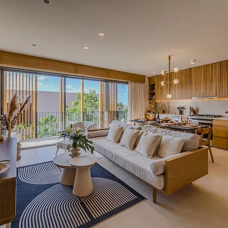 Apartment Heavenly 3br Ph W Private Pool, Gym, Yoga Class *