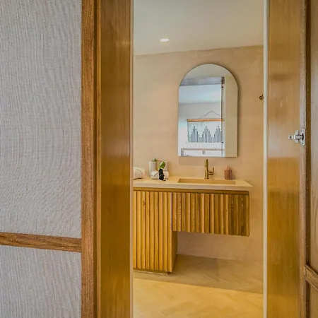 Heavenly 3br Ph W Private Pool, Gym, Yoga Class Apartment