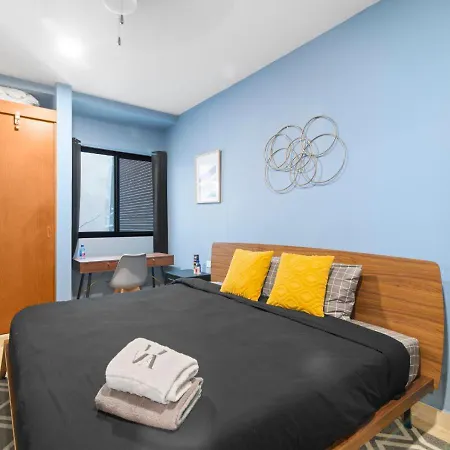 Modern Chic 1 Bedroom W/ Rooftop Infinity Pool Apartment *