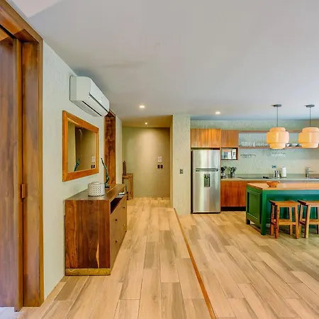 Apartment Luxurious Oasis Jacuzzi With Art Gallery And Pool *