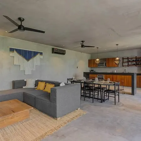 Apartment New 2 Bdr, Private Rooftop Pool, Gym And Cowork