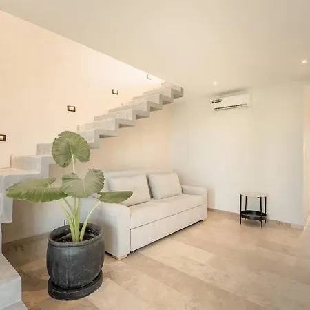 Amazing Penthouse Luxury With Concierge In Exclusive Area